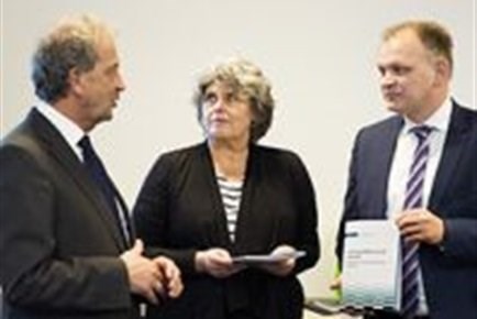 Eerst_de_politiek_dan_de_techniek